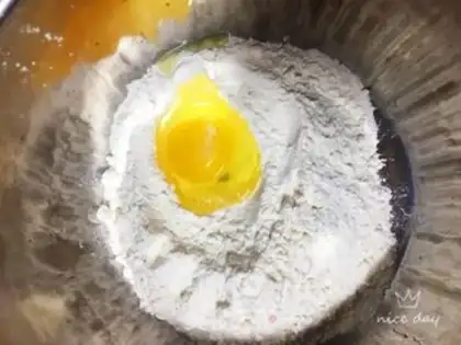 Make Carrot egg paste step 1