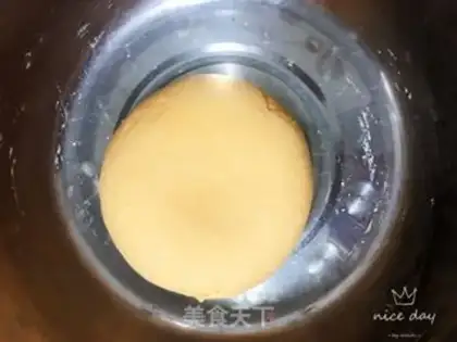 Make Carrot egg paste step 3