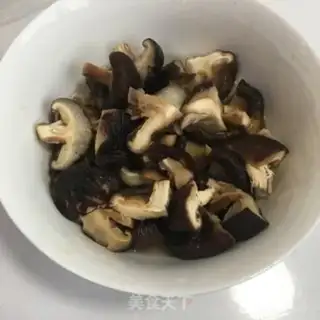 Make Frozen corn and chicken legs step 1