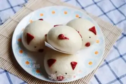 Make Pig buns step 11