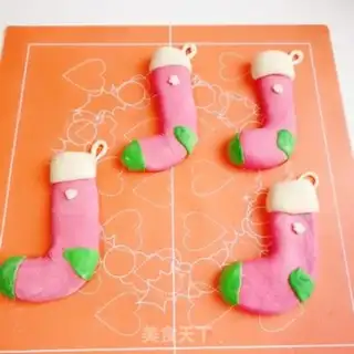 Make Christmas socks step 6