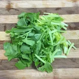 Make Burdened eggs and celery soup step 3