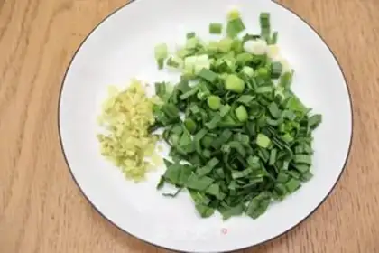 Make A fan of steamed peppers step 3