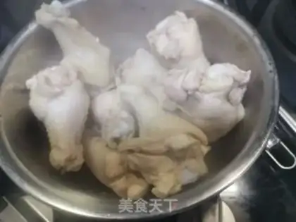 Make The salted meat is made of chicken wings step 7
