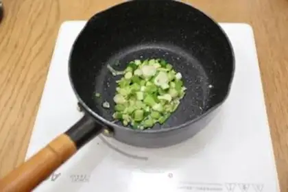 Make A fan of steamed peppers step 5