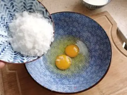 Make Old egg boy step 1