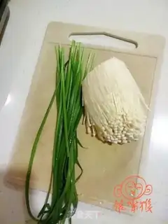 Make Gin and mushroom dumplings step 0