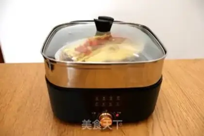 Make A fan of steamed peppers step 8