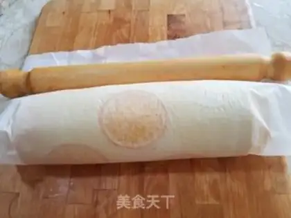 Make Orange cake roll step 18