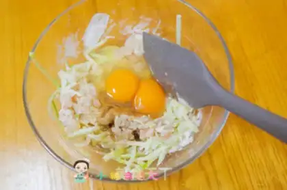 Make Chicken omelet step 3