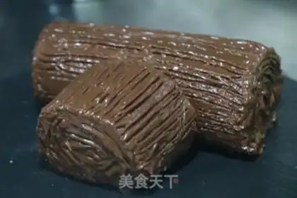 Make Christmas stake cake step 5