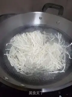 Make Plum noodles step 4