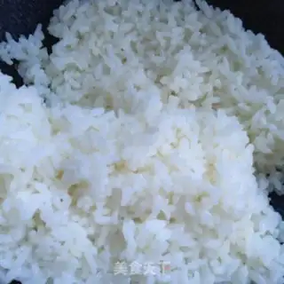 Make Carrot and sausage fried rice step 1