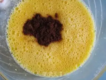 Make Christmas stake cake step 2