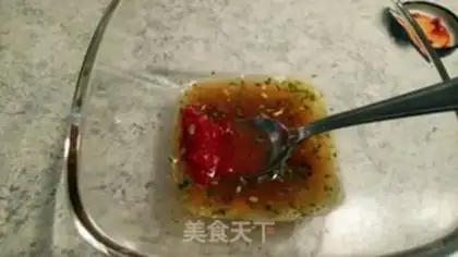 Make Thai fan salad step 1