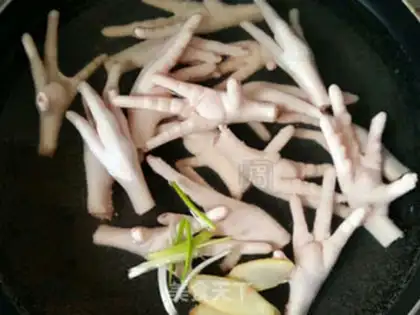 Make Chicken claws step 1