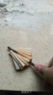 Make Double-coloured buns step 10