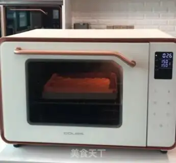 Make Christmas cake rolls step 10