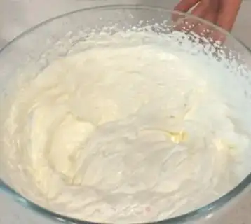 Make Christmas cake rolls step 12
