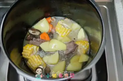 Make Corn and vegetable duck soup step 6