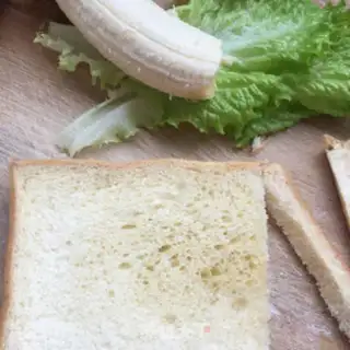 Make Banana mashed toast step 0