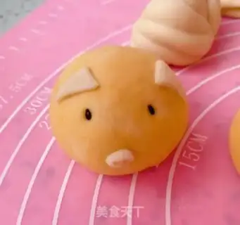Make Pig bean bag step 13