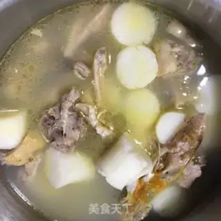 Make Old Duck Mountain medicine soup step 6