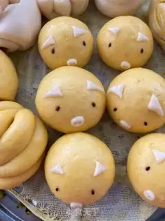 Make Pig bean bag step 15