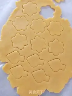 Make White makes cookies step 9