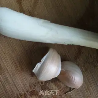Make Garlic moss step 1