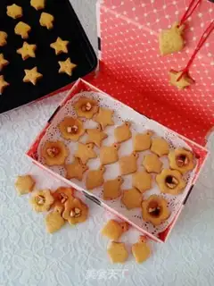 Make White makes cookies step 15