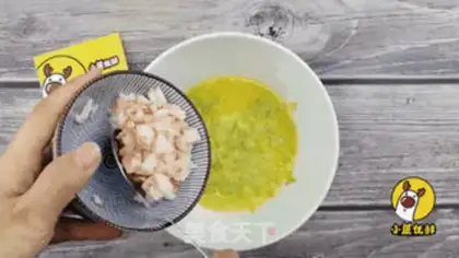 Make Shrimp rice and eggs step 8