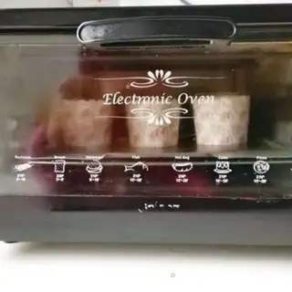 Make Moose cupcakes step 13