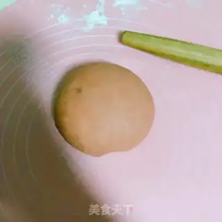 Make Christmas snow bread step 3
