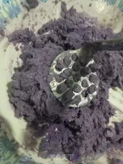 Make Potato cake rolls step 2