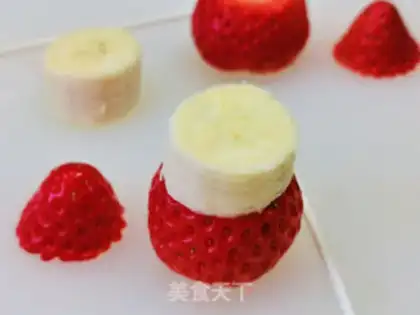 Make Strawberry Snowman step 4