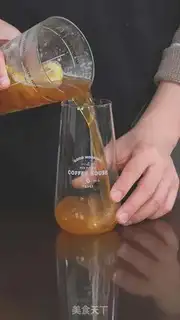 Make Hong Kong lemon tea step 7