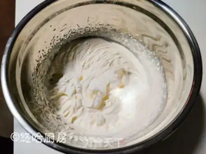 Make Christmas cake rolls step 13