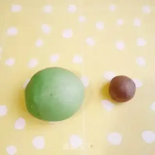 Make Christmas buns step 4