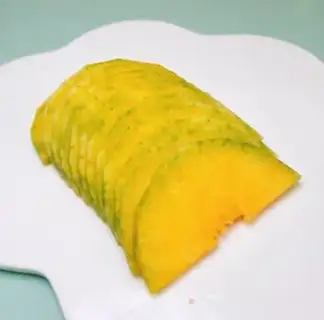 Make Pumpkin roll step 1