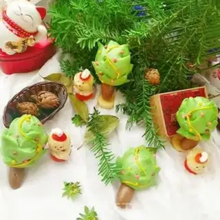 Make Christmas buns step 15