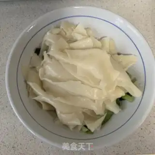 Make The dumplings, the oil, the noodles step 3