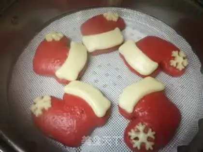Make Christmas socks step 18
