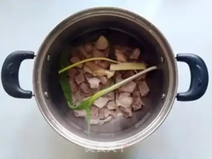 Make Roach stew step 4