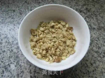 Make Black sesame walnuts step 2