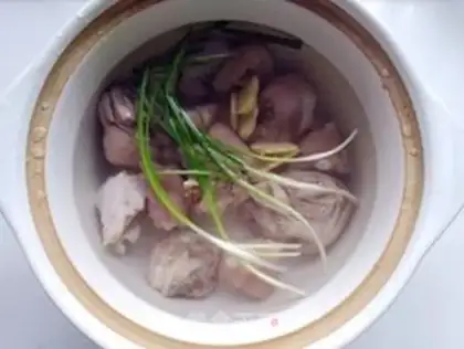 Make The lamb soup step 4