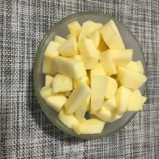 Make Wine-cooked apples step 1