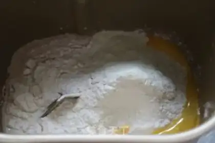 Make Christmas bread step 0