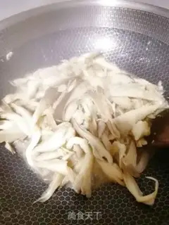 Make Fried mushrooms step 4