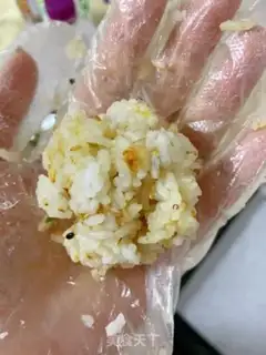 Make There are meatballs inside step 3